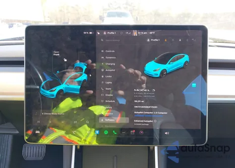 2018 Tesla Model 3 Long Range/Performance from USA, damaged, VIN 5YJ3E1EB8JF170351